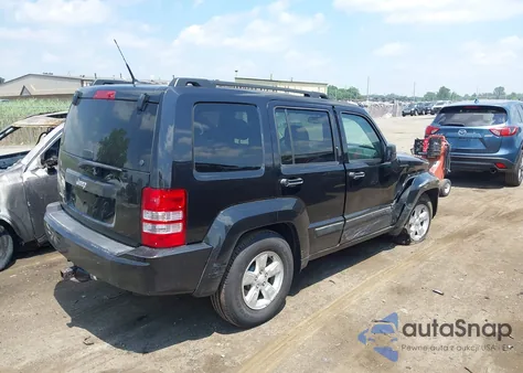 2012 Jeep Liberty Sport z USA, uszkodzony, nr VIN 1C4PJMAK0CW147021